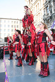 Schautanz der Dance Sensation des Schleissheimer Narrenrats auf dem Marienplatz (Foto: Martin Schmitz)